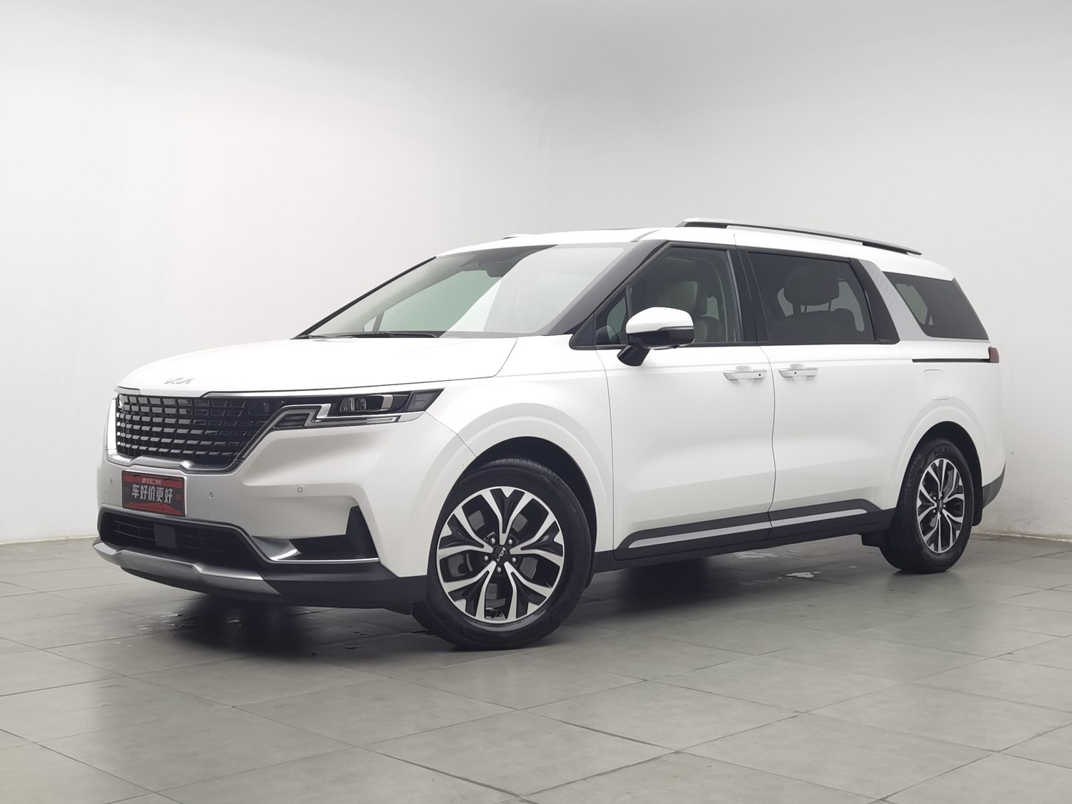 Used Kia Carnival 2021 2.0 AT
