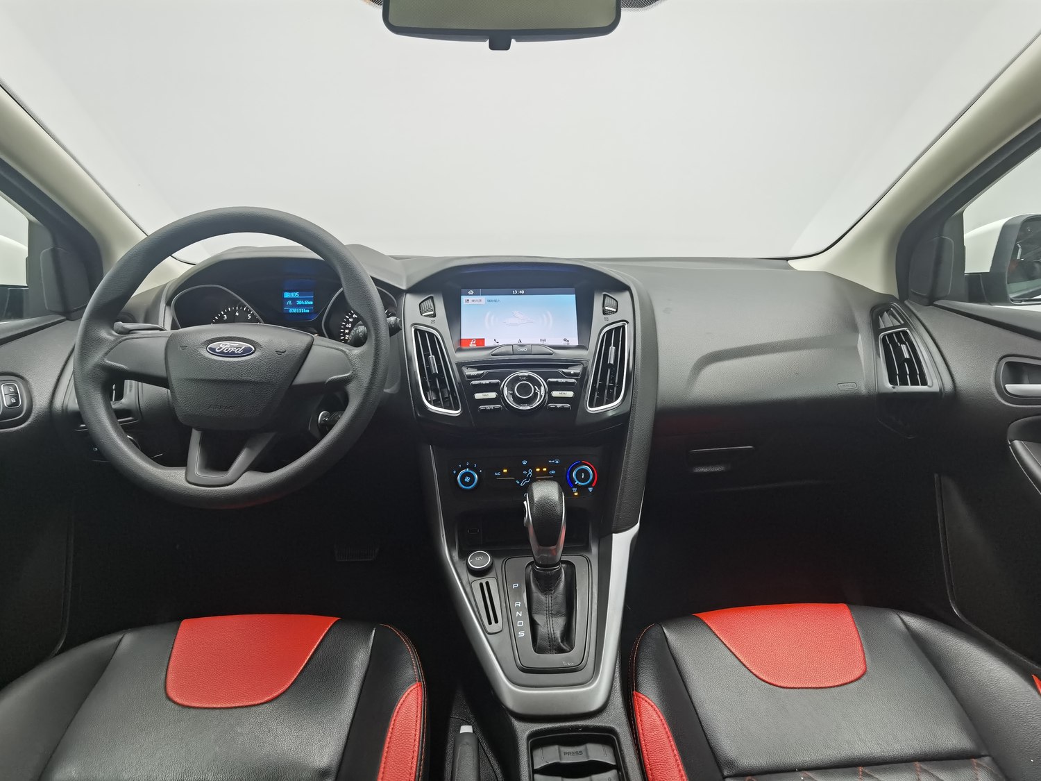 Used Ford Focus 2018 1.6 AT