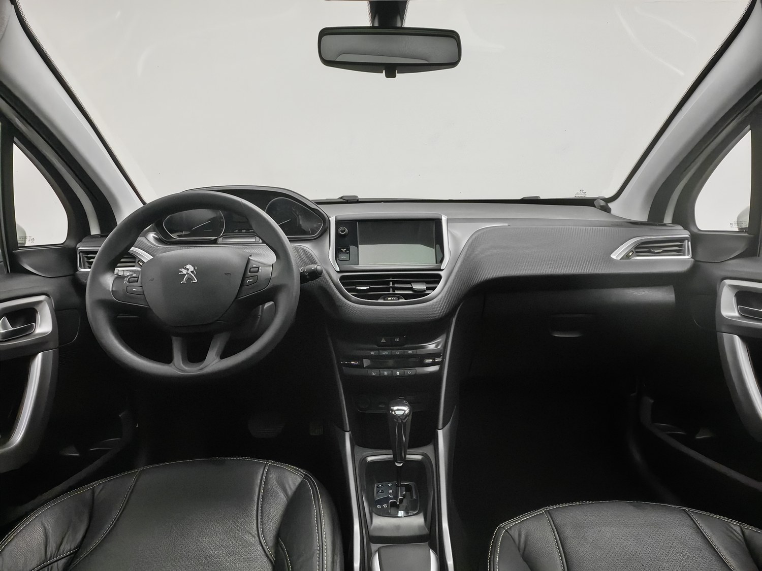 Used Peugeot 2008 2014 1.6 AT