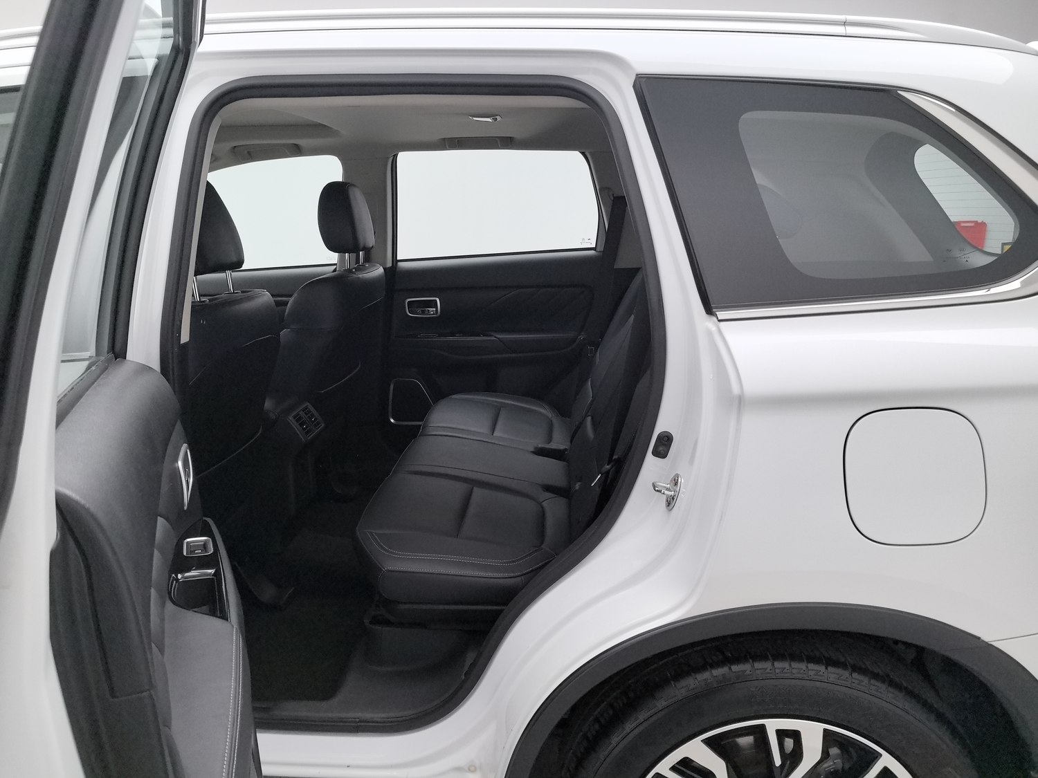 Used Mitsubishi Outlander 2019 2.4 AT