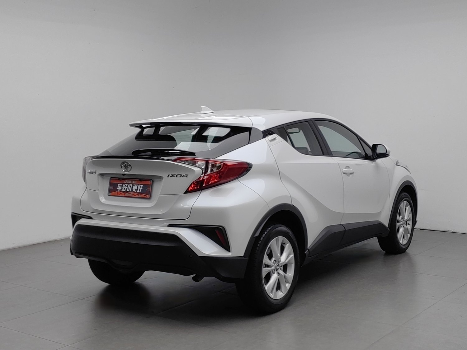 Used Toyota C-HR 2022 2.0 AT