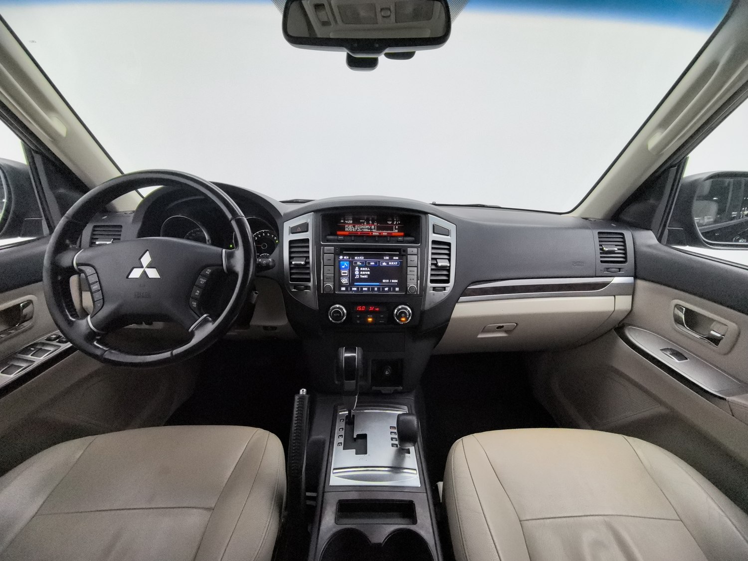 Used Mitsubishi Pajero (Imported) 2015 3.0 AT