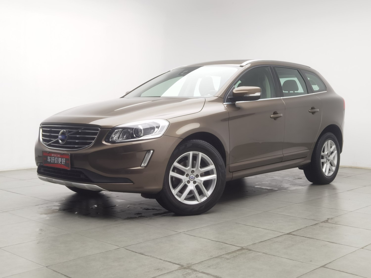 Used Volvo XC60 2017 2.0 AT