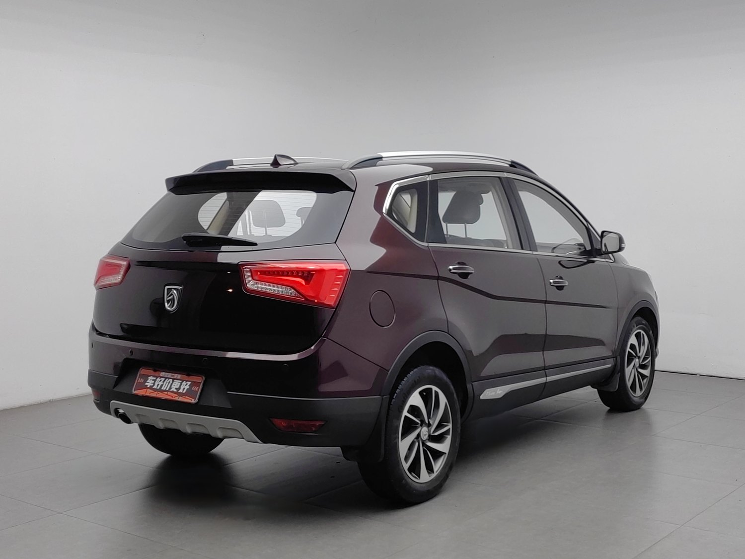Used Baojun 560 2016 1.8 AT