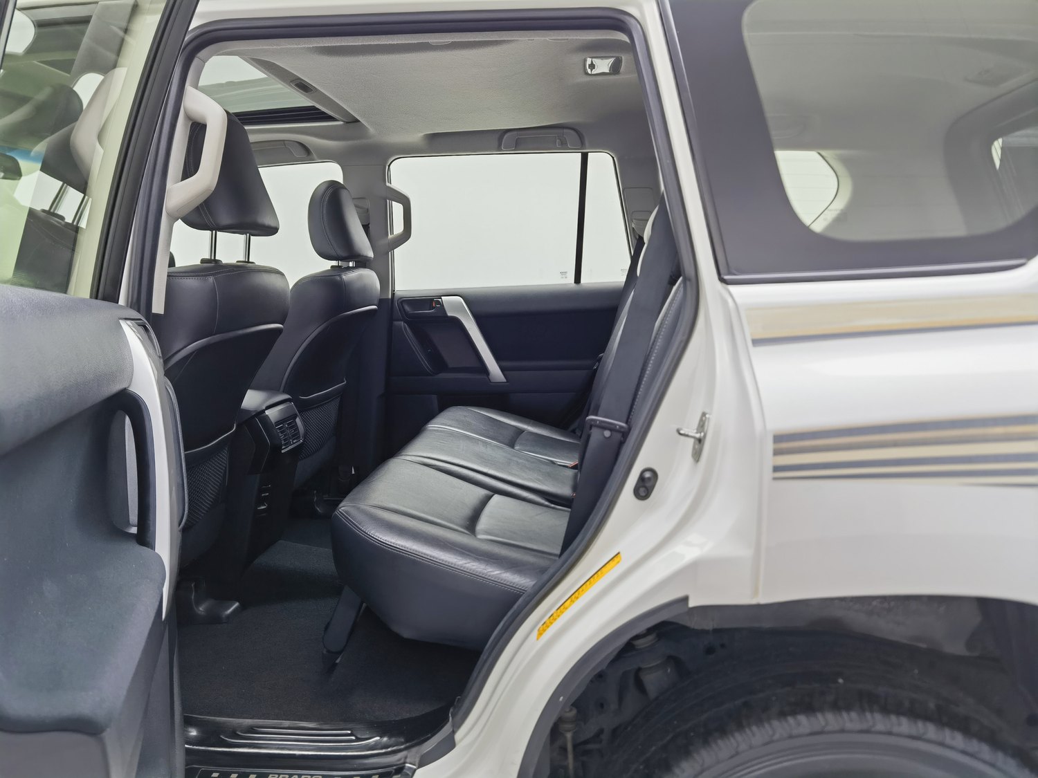 Used Toyota Prado 2016 2.7 AT