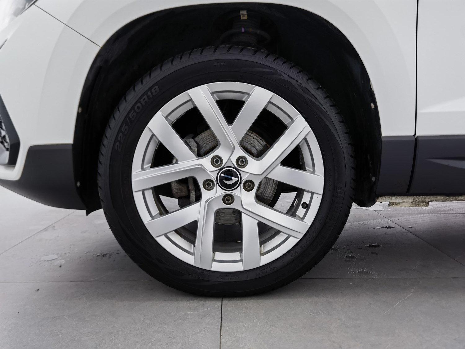 Used Jetta VS5 2023 1.4 AT