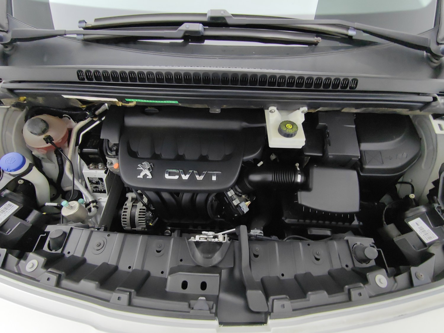 Used Peugeot 3008 2015 2.0 AT