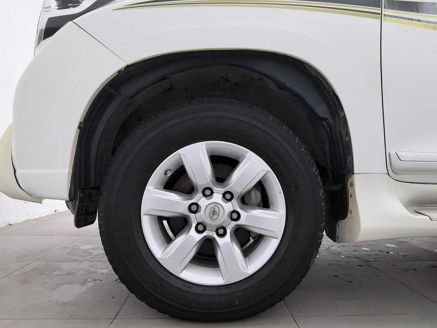 Used Toyota Prado 2016 2.7 AT