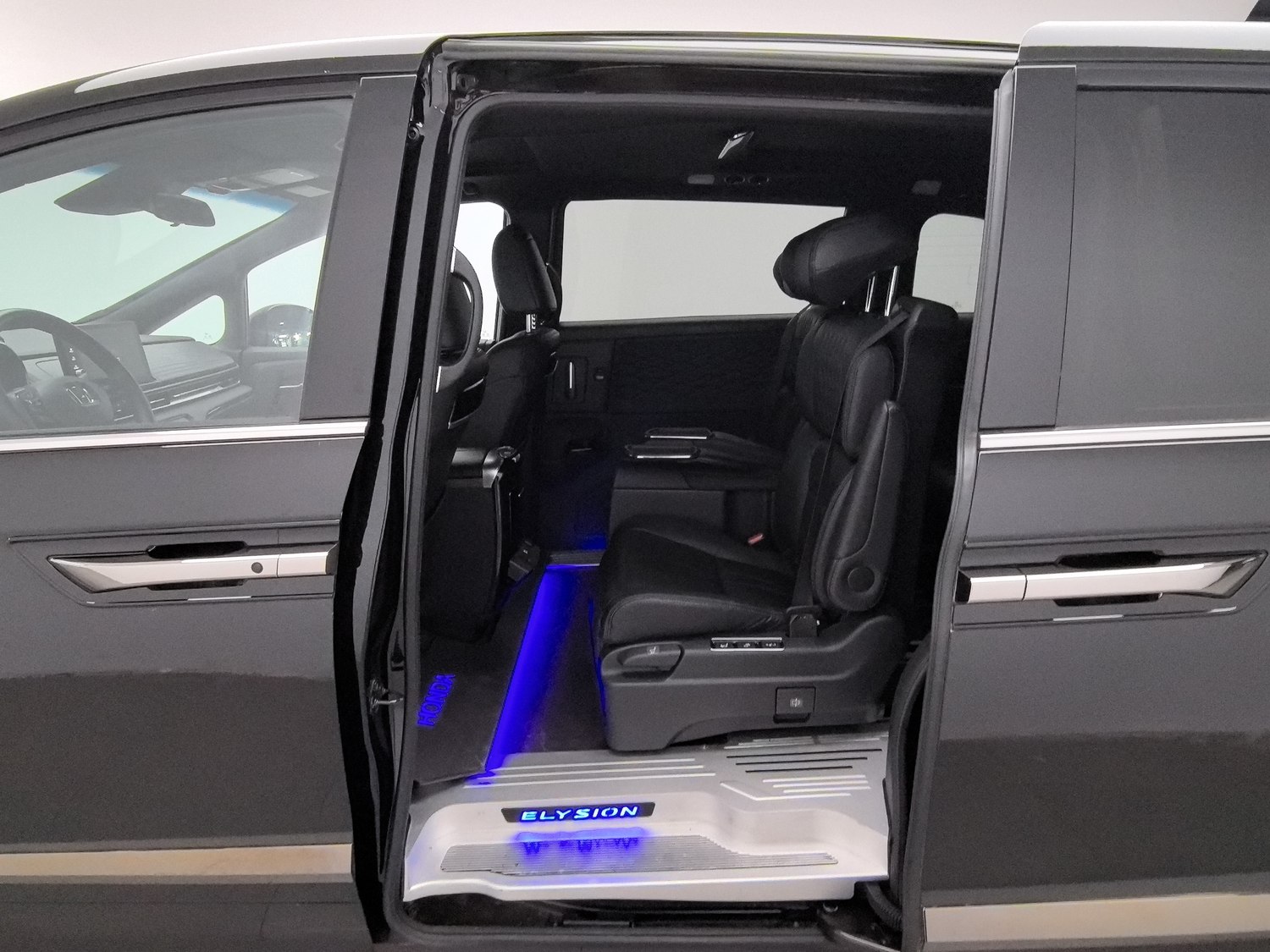 Used Honda Elysion 2024 2.0 AT