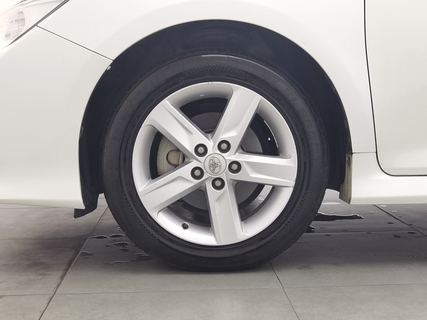 Used Toyota Camry 2012 2.0 AT