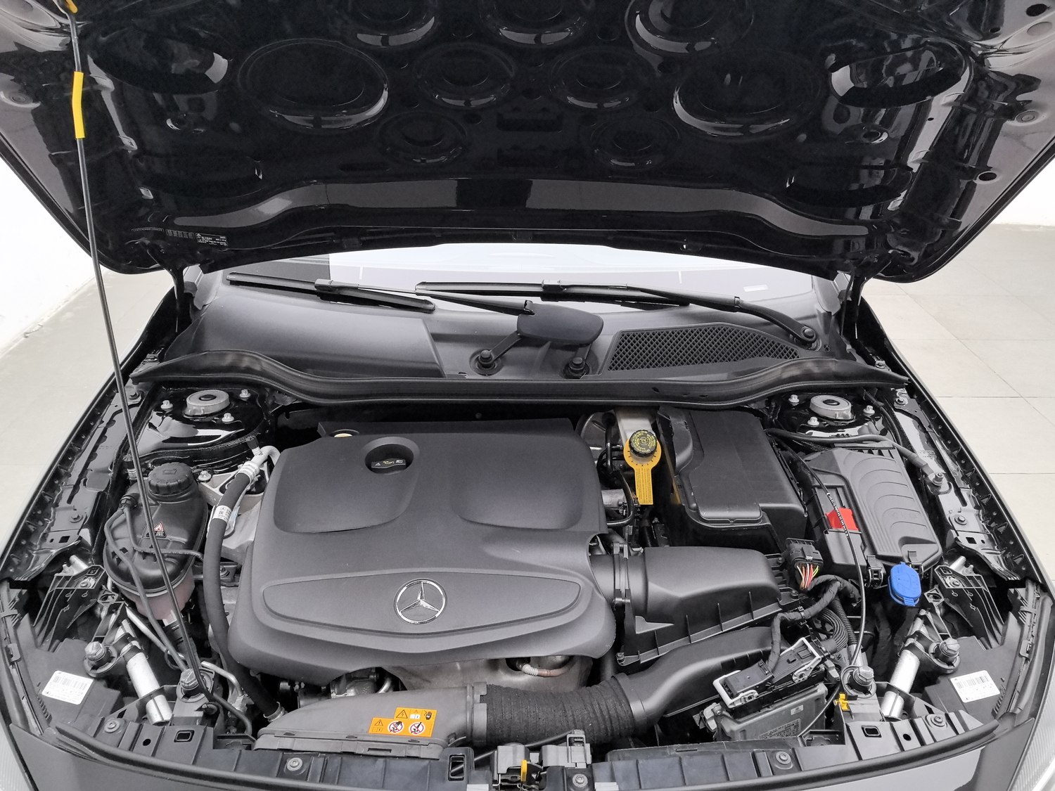 Used Mercedes-Benz GLA 2019 1.6 AT