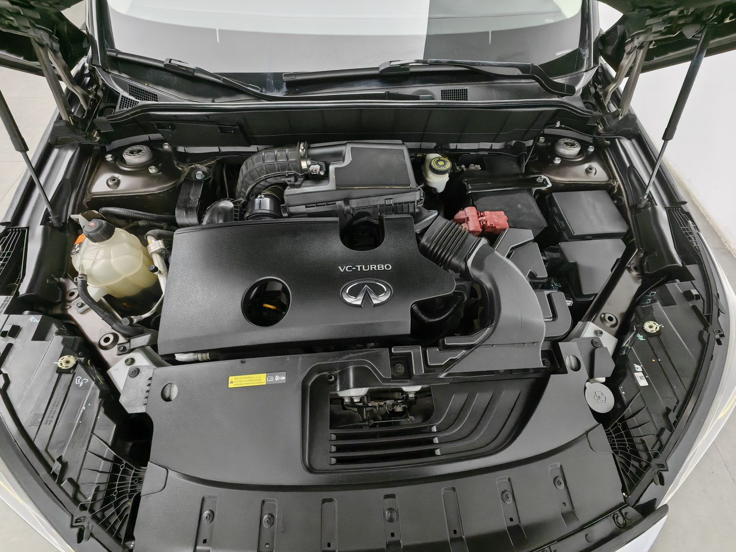 Used Infiniti QX50 2018 2.0 AT