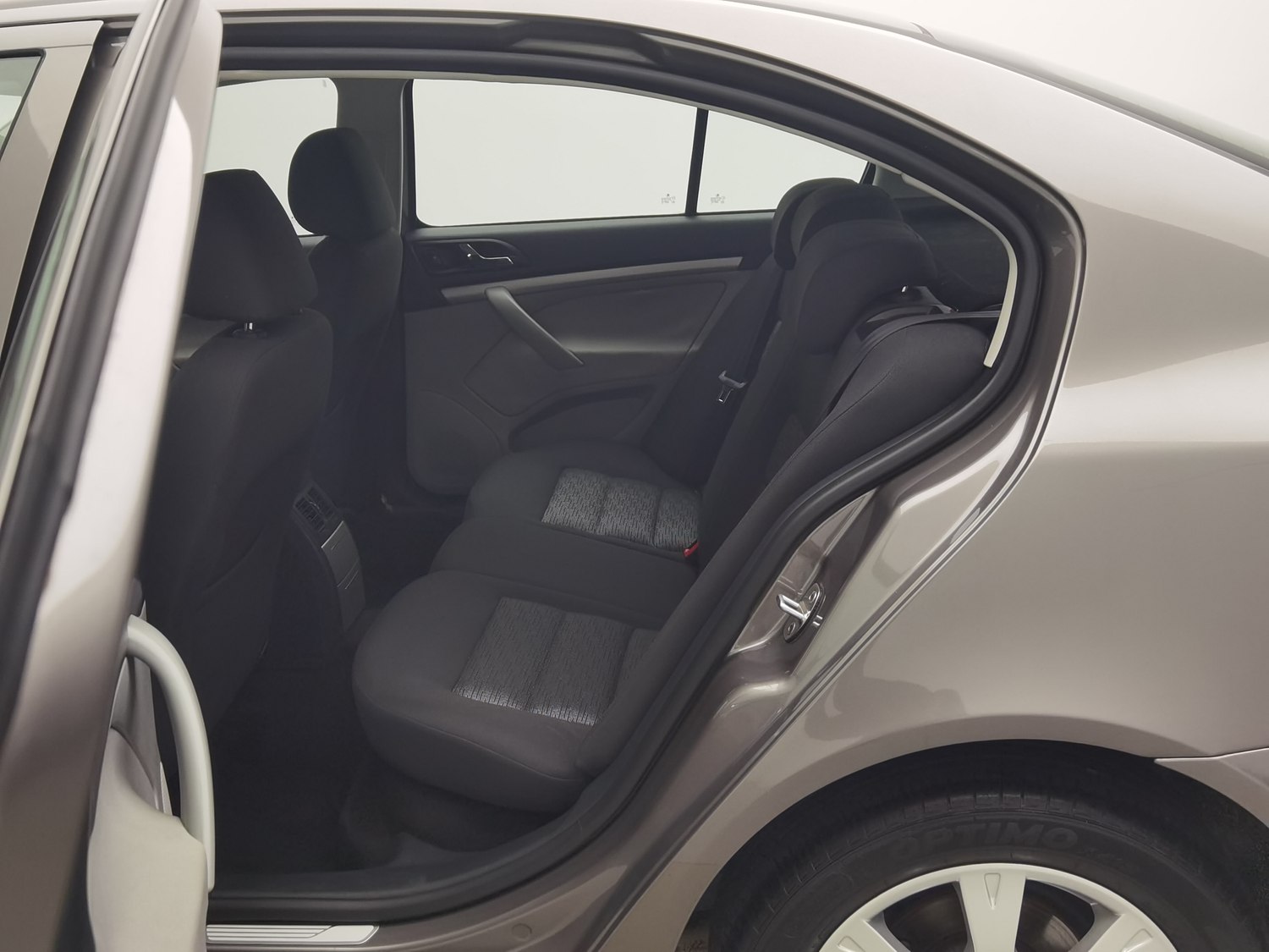 Used Skoda Octavia 2014 1.6 AT