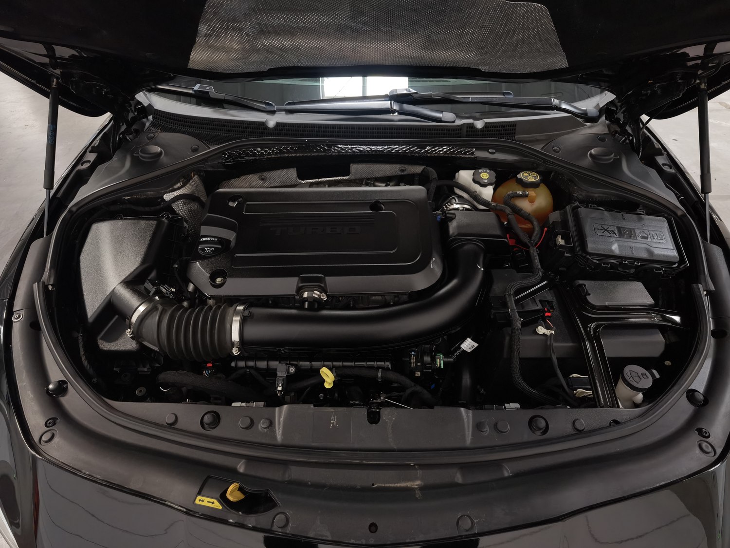 Used Buick LaCrosse 2021 2.0 AT