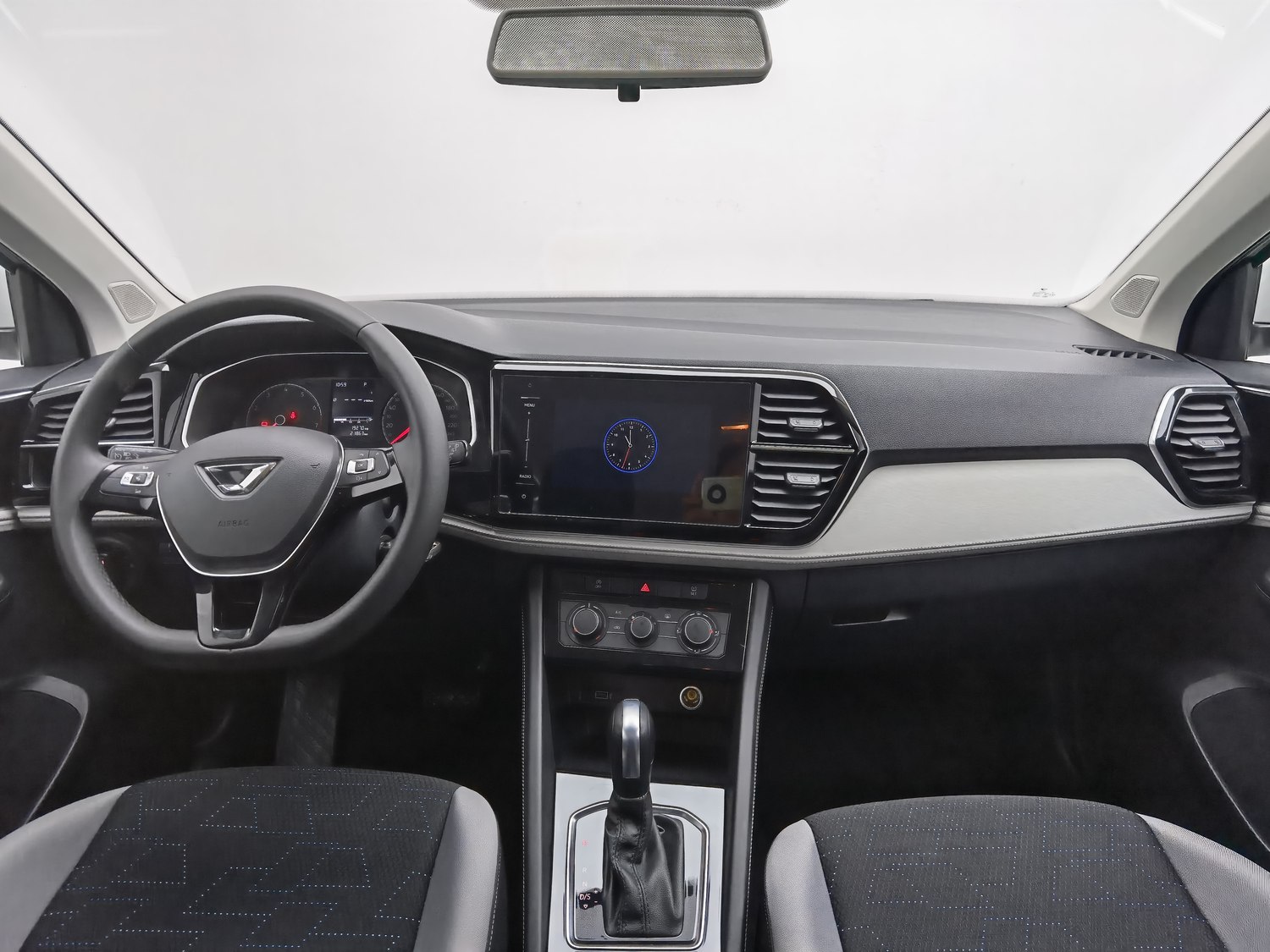 Used Jetta VS5 2023 1.4 AT