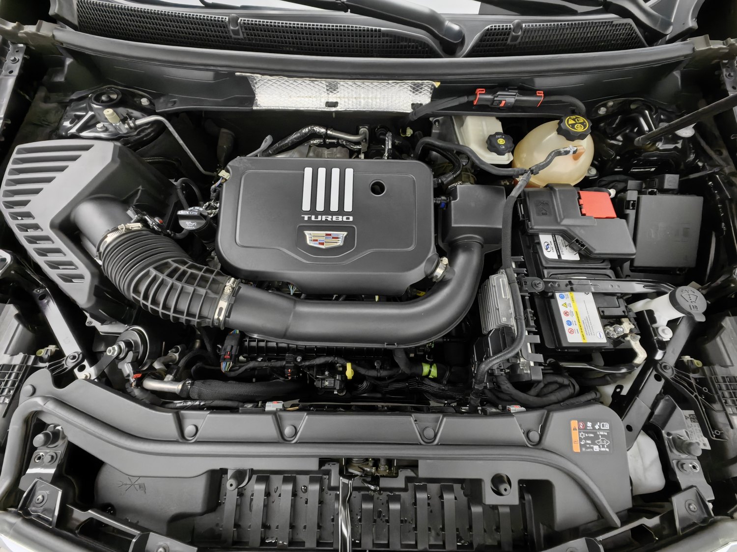 Used Cadillac XT5 2023 2.0 AT