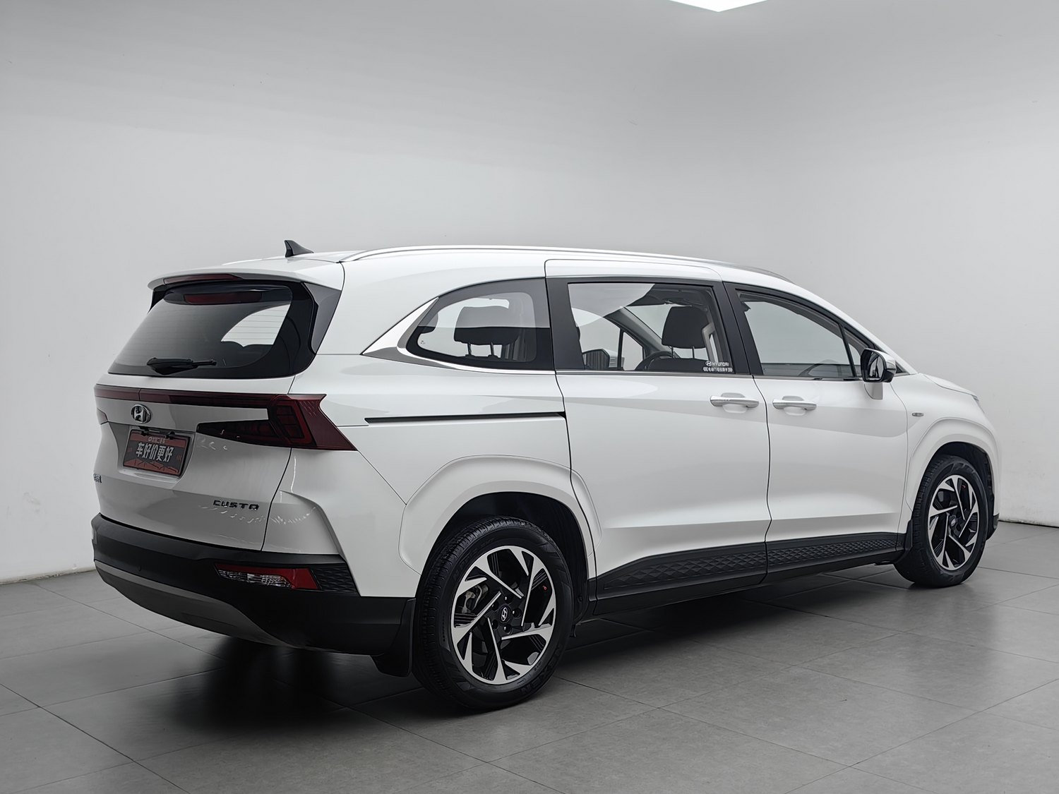 Used Hyundai Custo 2021 2.0 AT