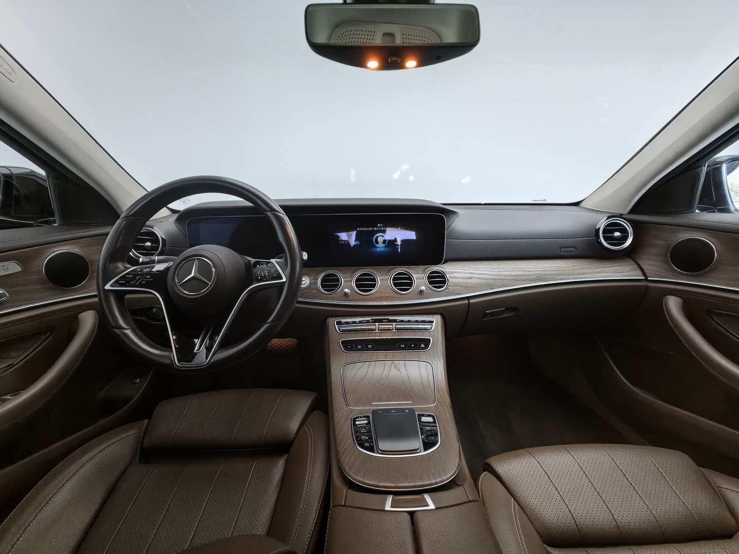 Used Mercedes-Benz E-Class 2021 2.0 AT