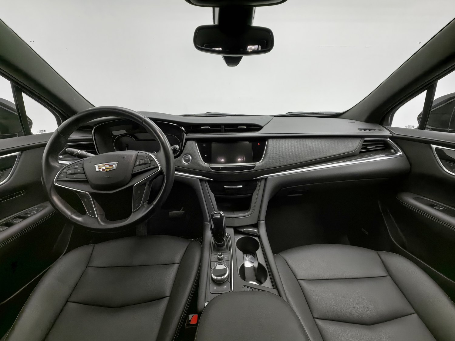 Used Cadillac XT5 2023 2.0 AT