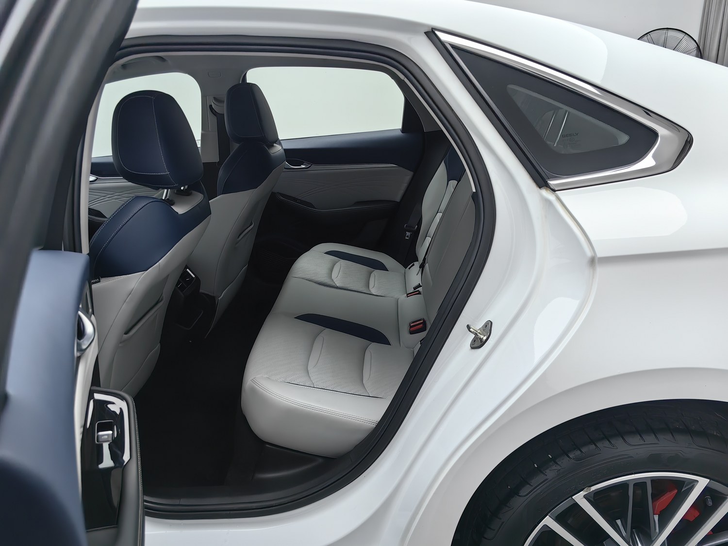 Used Geely Preface 2021 2.0 AT