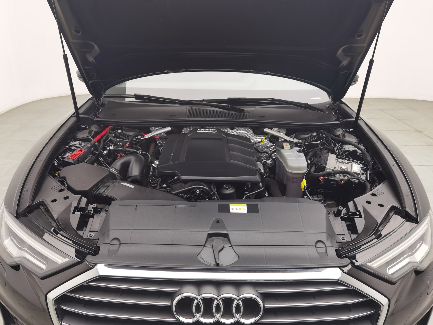 Used Audi A6L 2021 2.0 AT