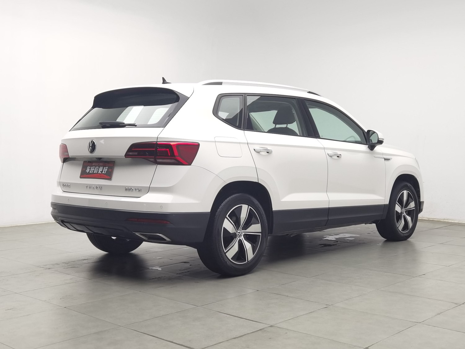 Used Volkswagen Tharu L 2021 1.4 AT