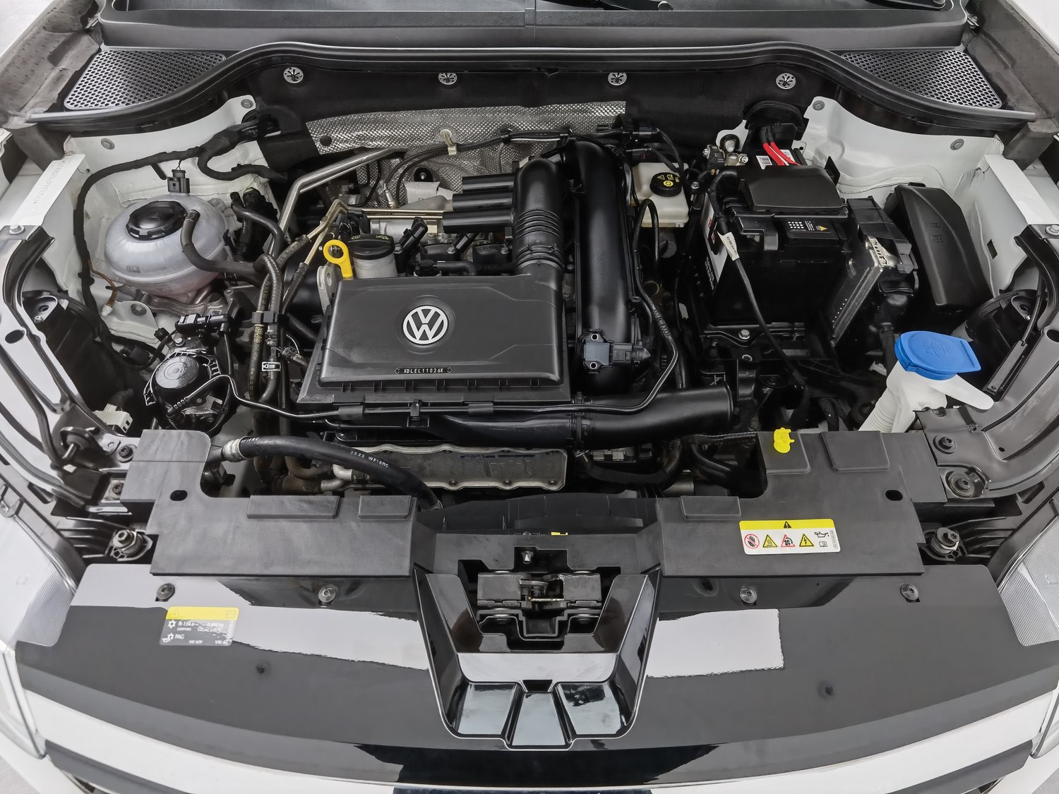 Used Jetta VS5 2023 1.4 AT