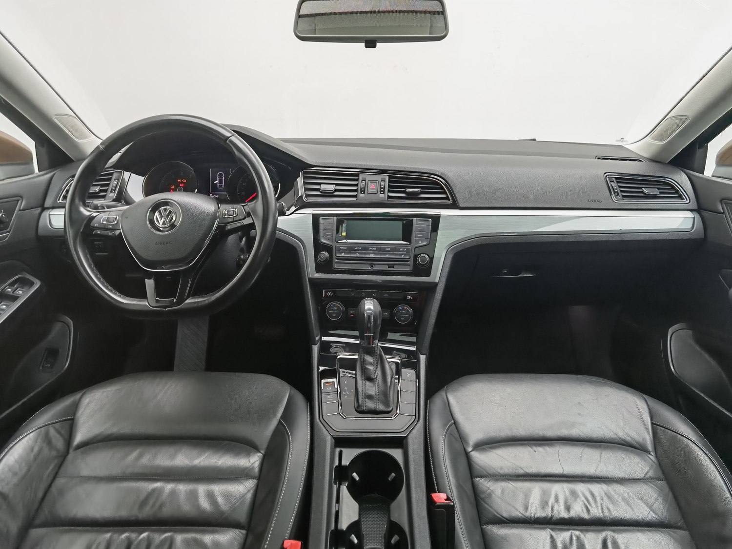 Used Volkswagen Lamando 2015 1.4 AT
