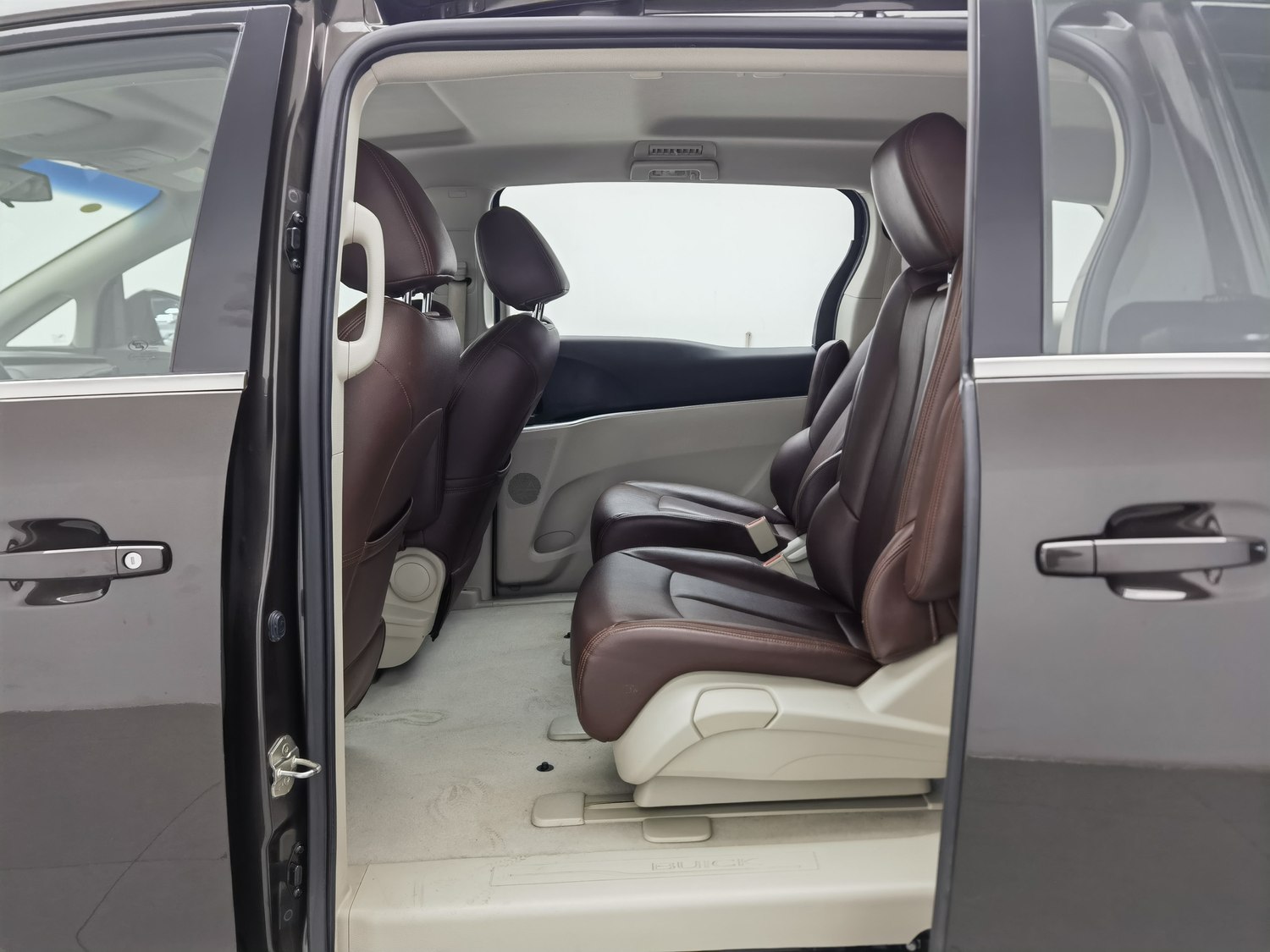 Used Buick GL8 2021 2.0 AT