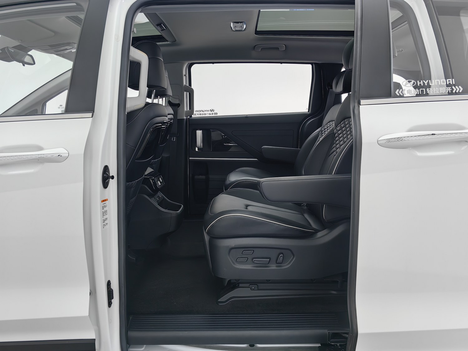 Used Hyundai Custo 2021 2.0 AT