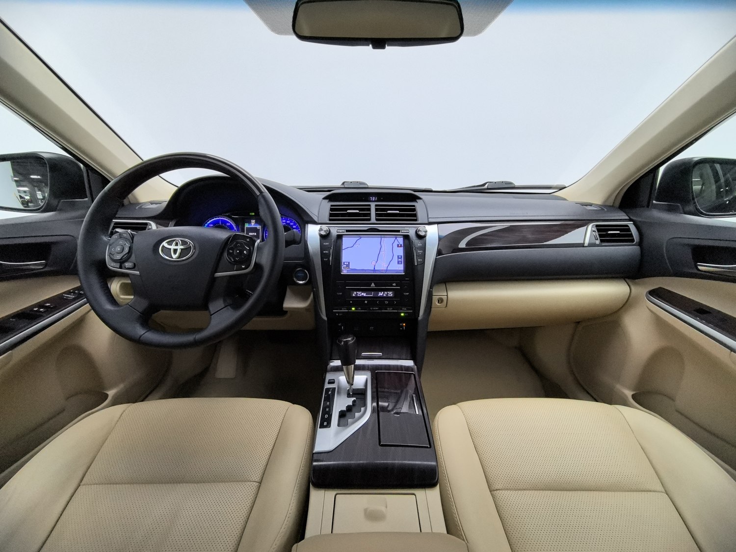 Used Toyota Camry 2015 2.5 AT