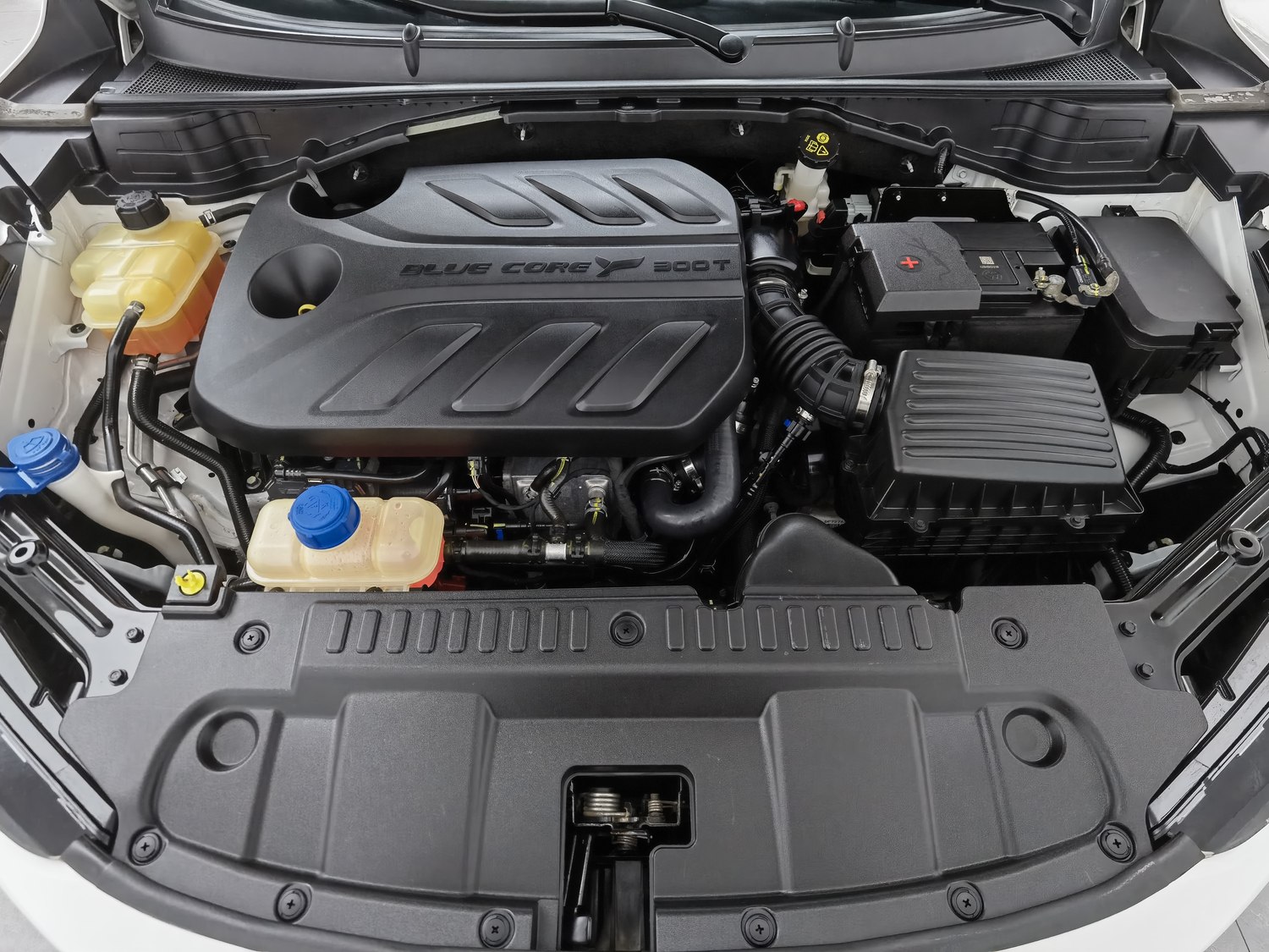 Used Changan UNI-T 2020 1.5 AT