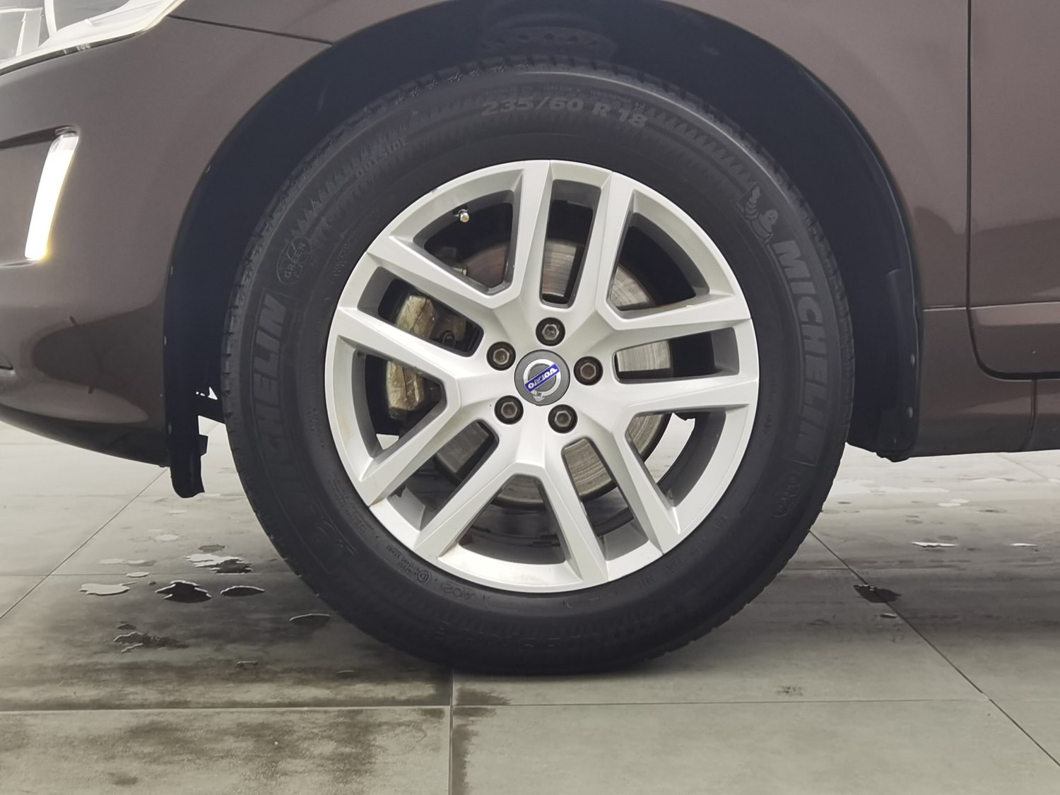 Used Volvo XC60 2017 2.0 AT