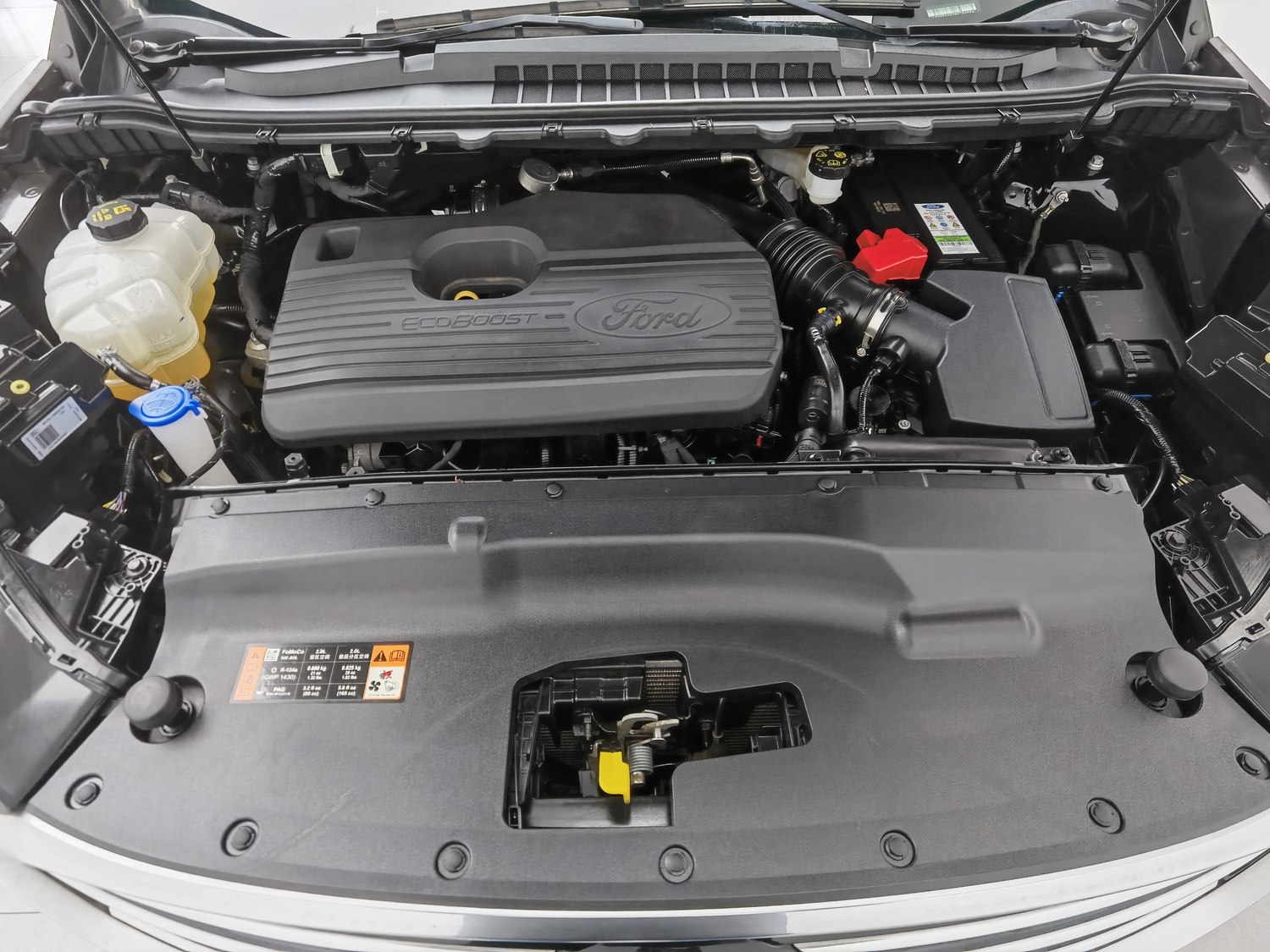 Used Ford Edge 2022 2.0 AT