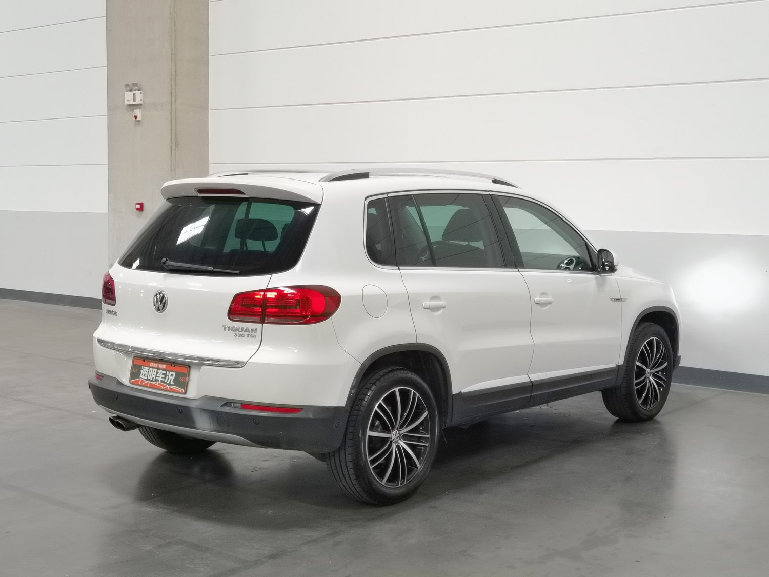Used Volkswagen Tiguan 2016 2.0 AT