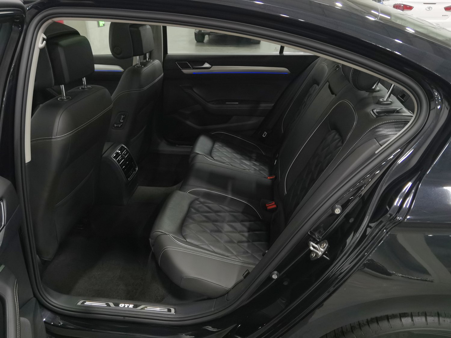 Used Volkswagen Magotan GTE PHEV 2022 1.4 AT