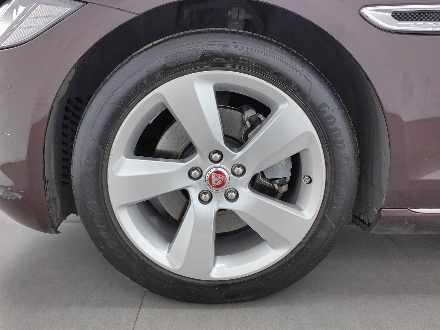 Used Jaguar XFL 2019 2.0 AT