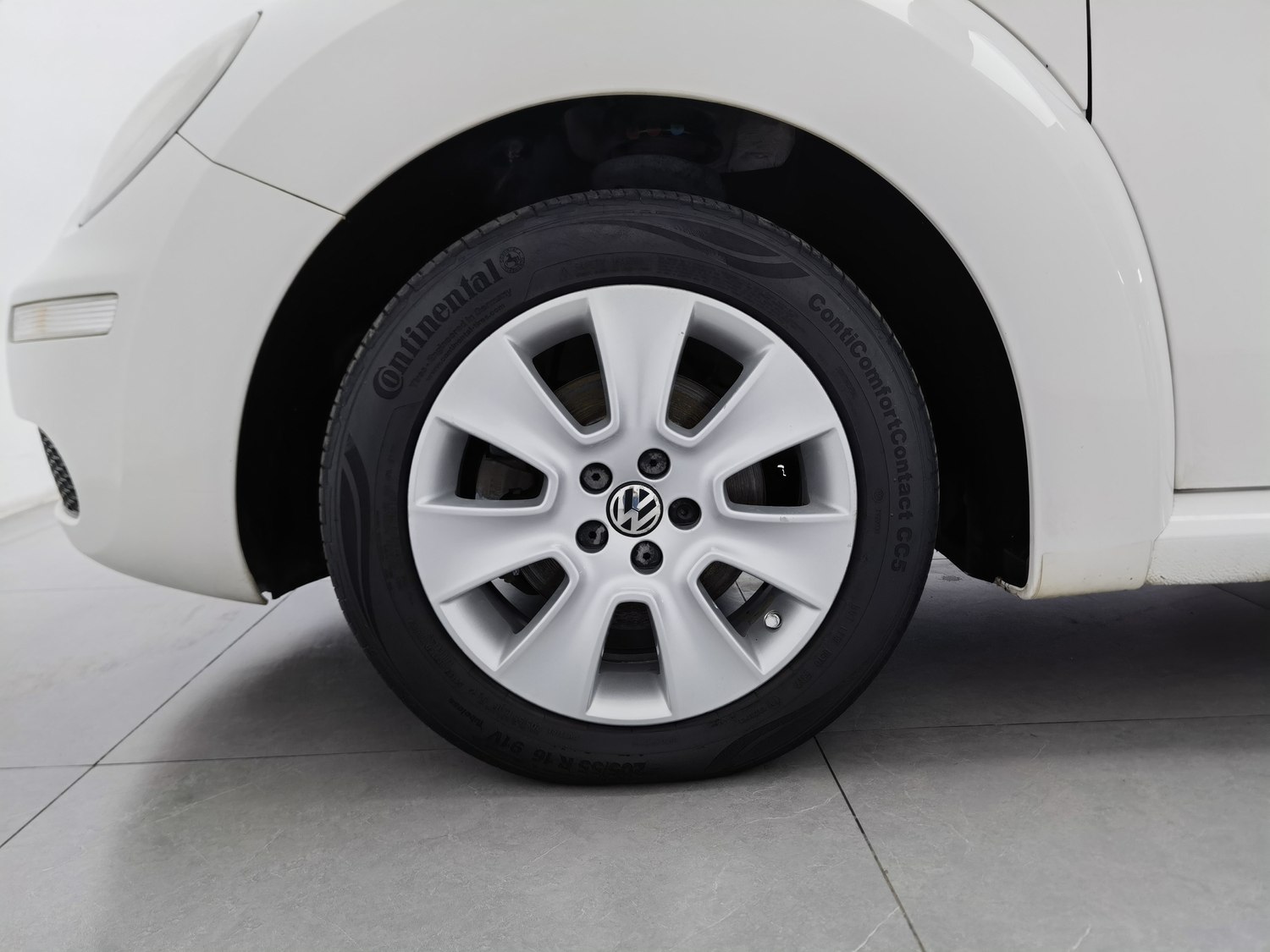 Used Volkswagen Beetle (Imported) 2010 1.6 AT