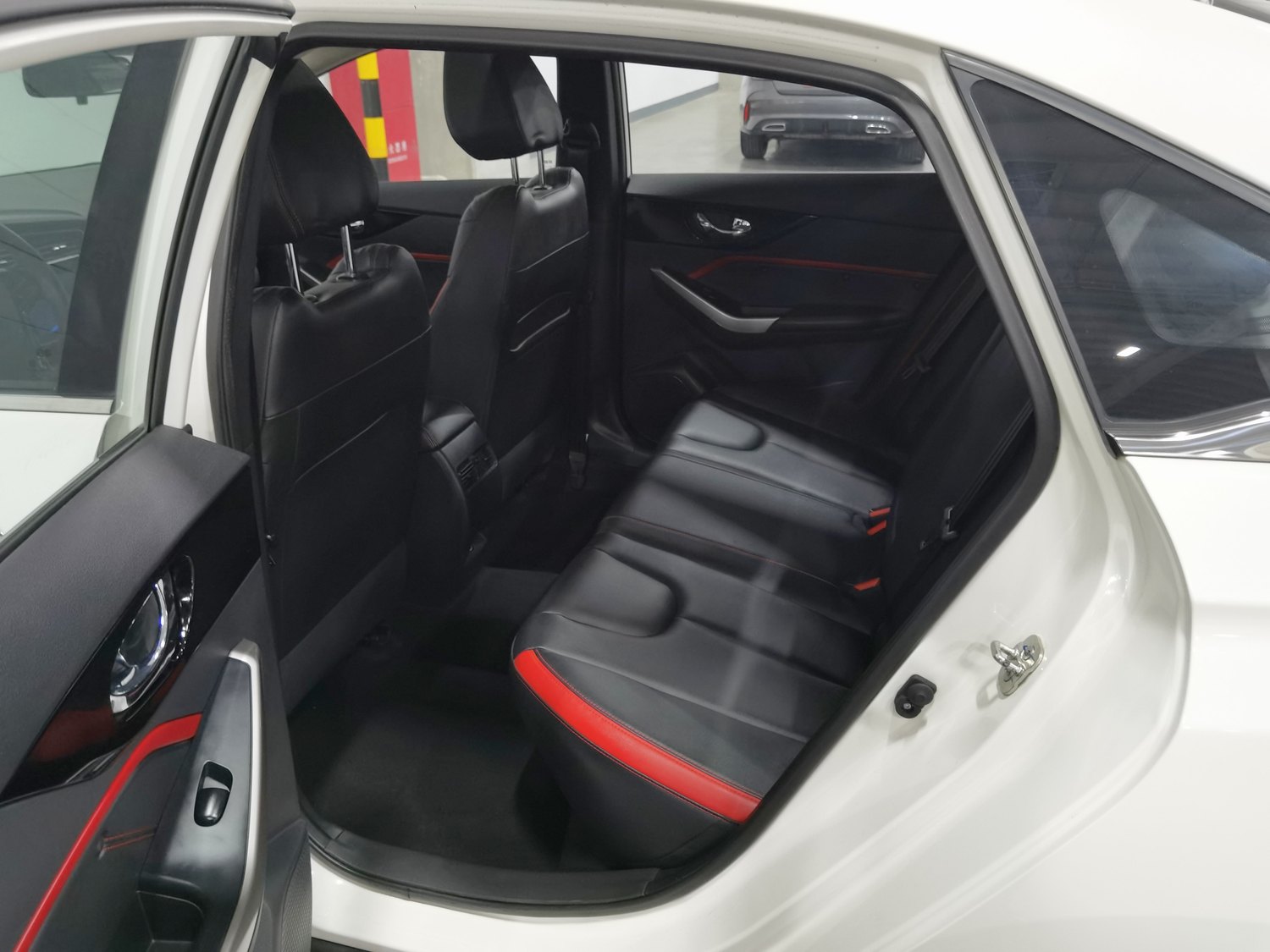 Used Venucia D60 2019 1.6 AT