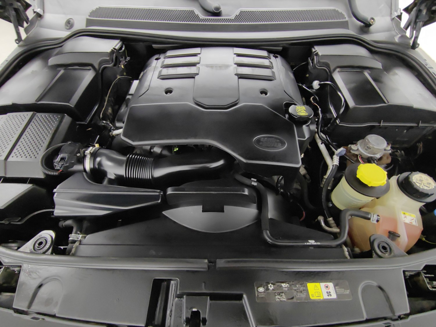 Used Land Rover Discovery 2011 4.0 AT