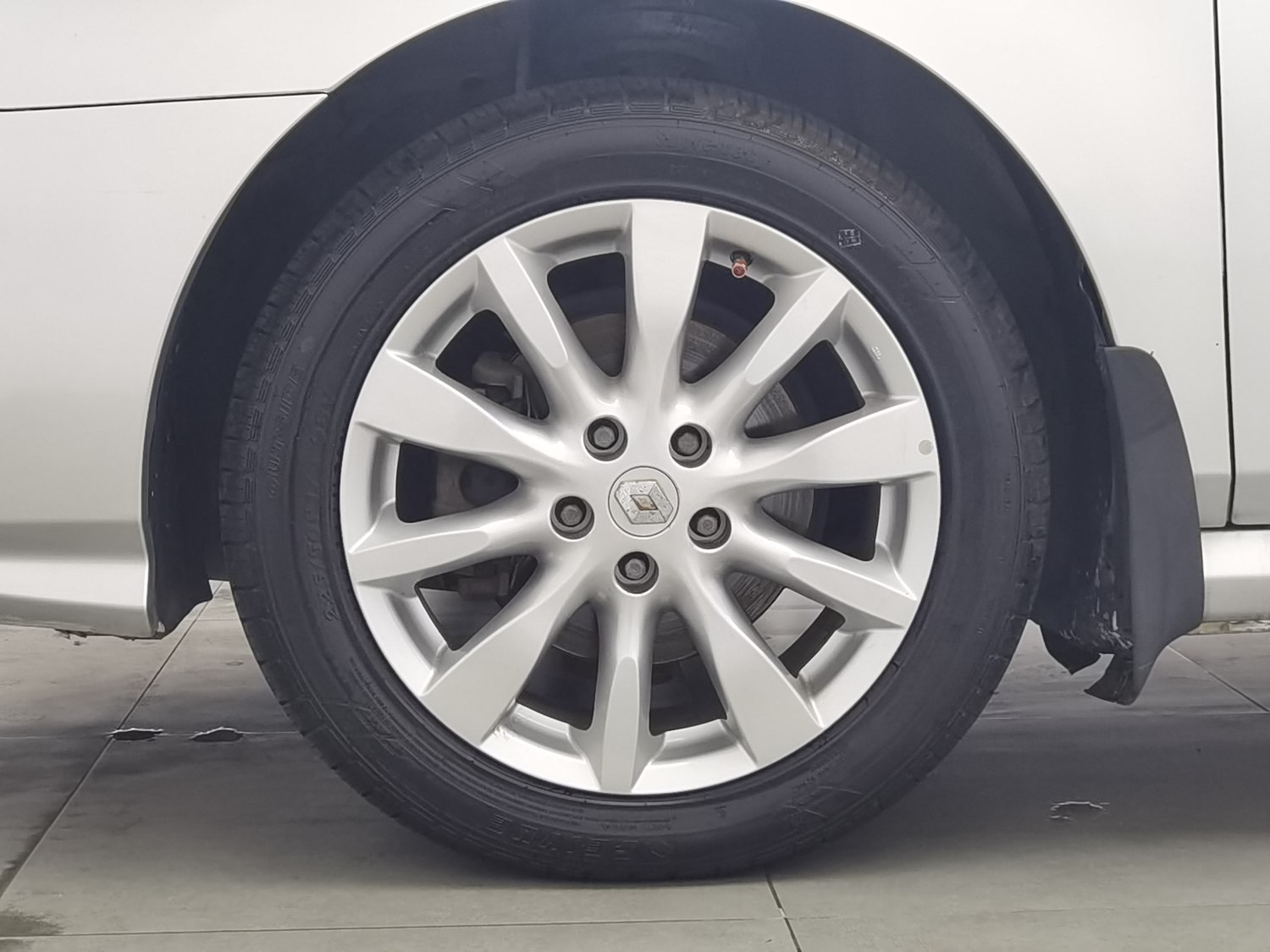 Used Renault Latitude 2011 2.5 AT