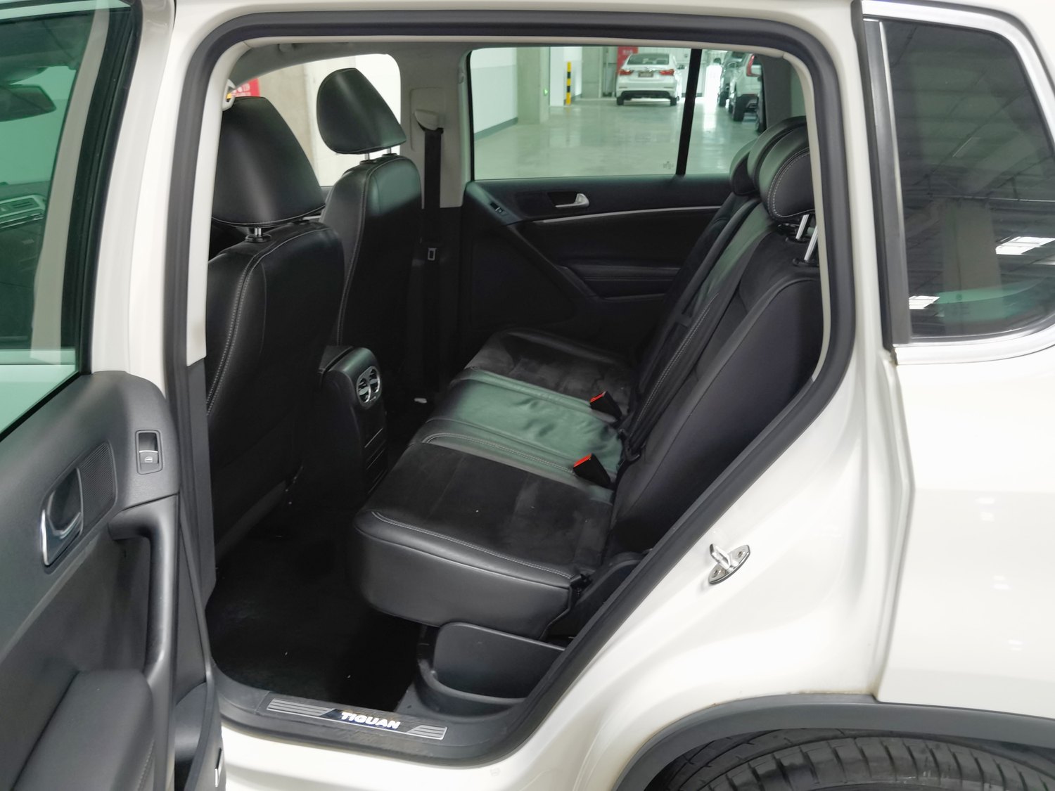 Used Volkswagen Tiguan 2016 2.0 AT