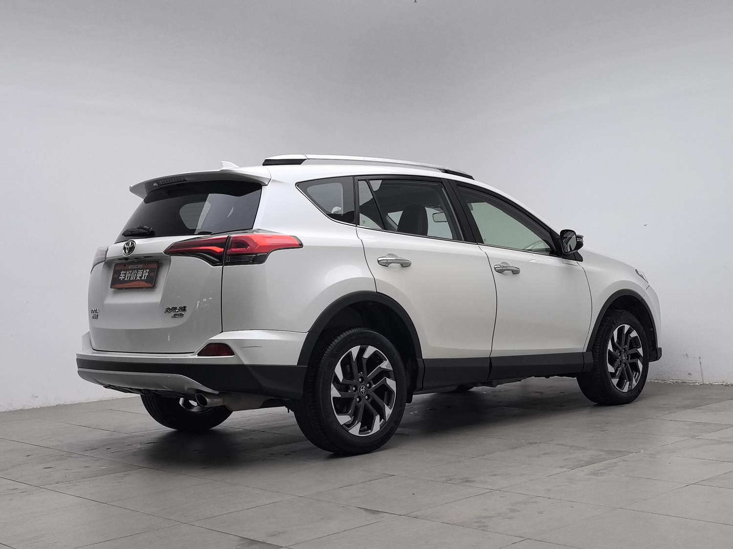 Used Toyota RAV4 2018 2.5 AT