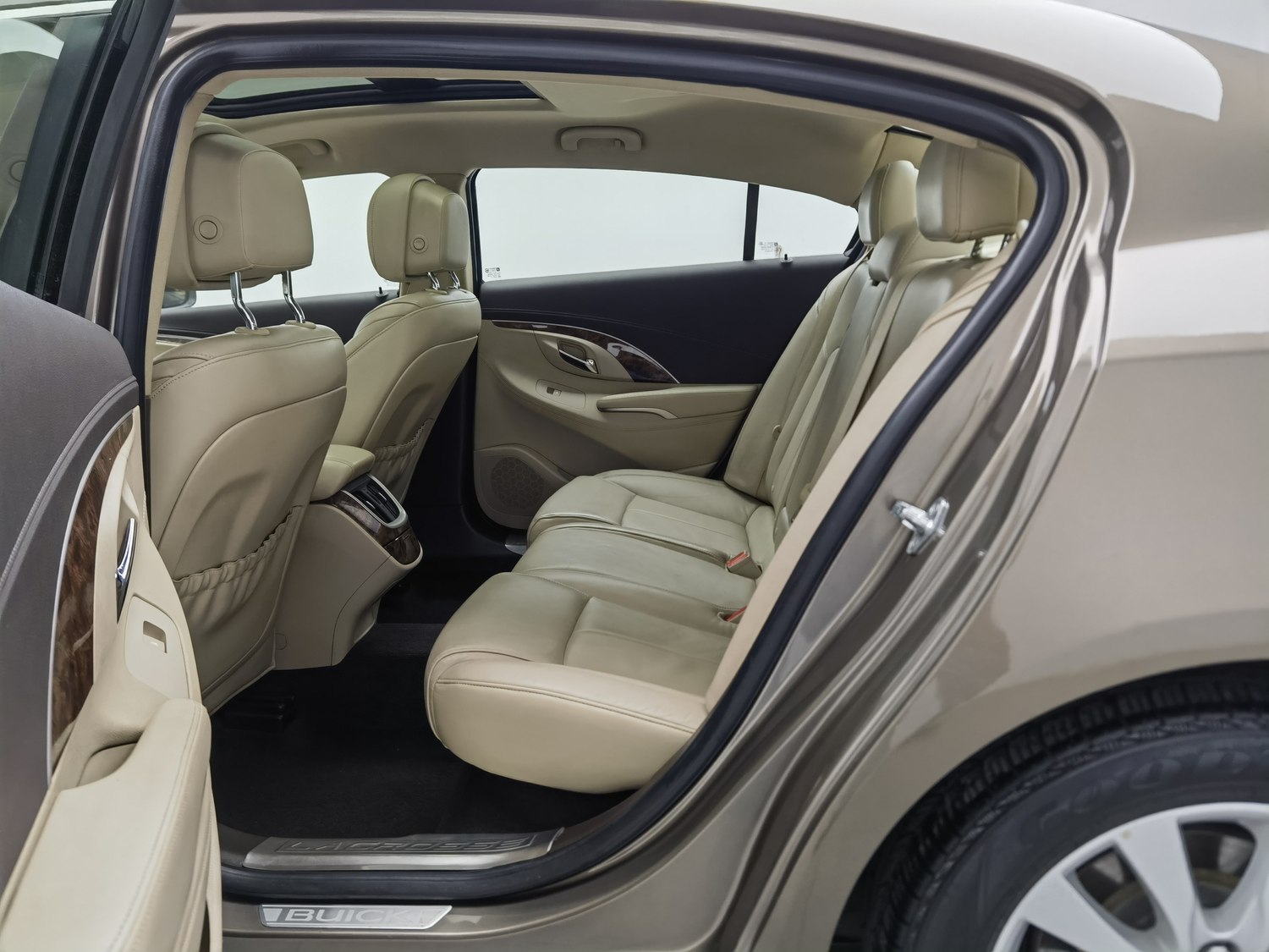 Used Buick LaCrosse 2013 2.4 AT