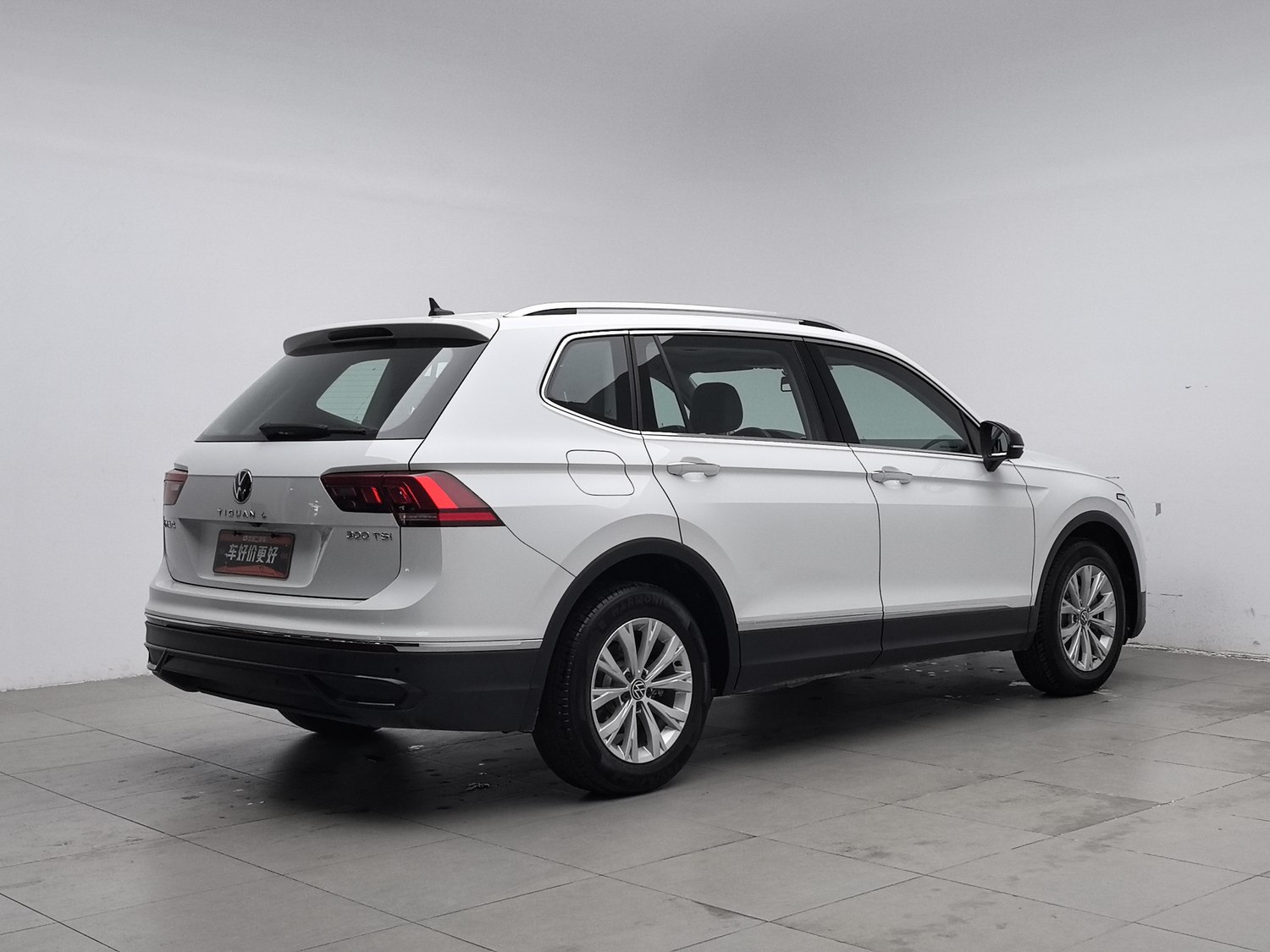 Used Volkswagen Tiguan L 2024 1.5 AT
