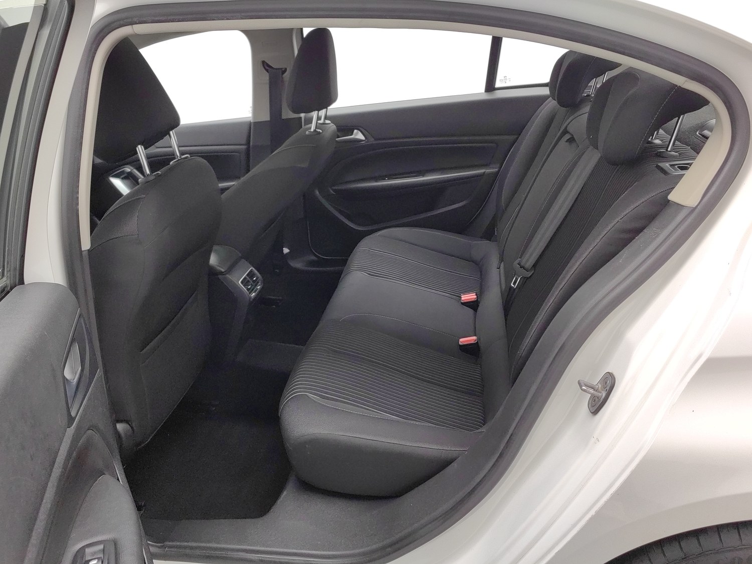 Used Peugeot 408 2014 1.8 AT