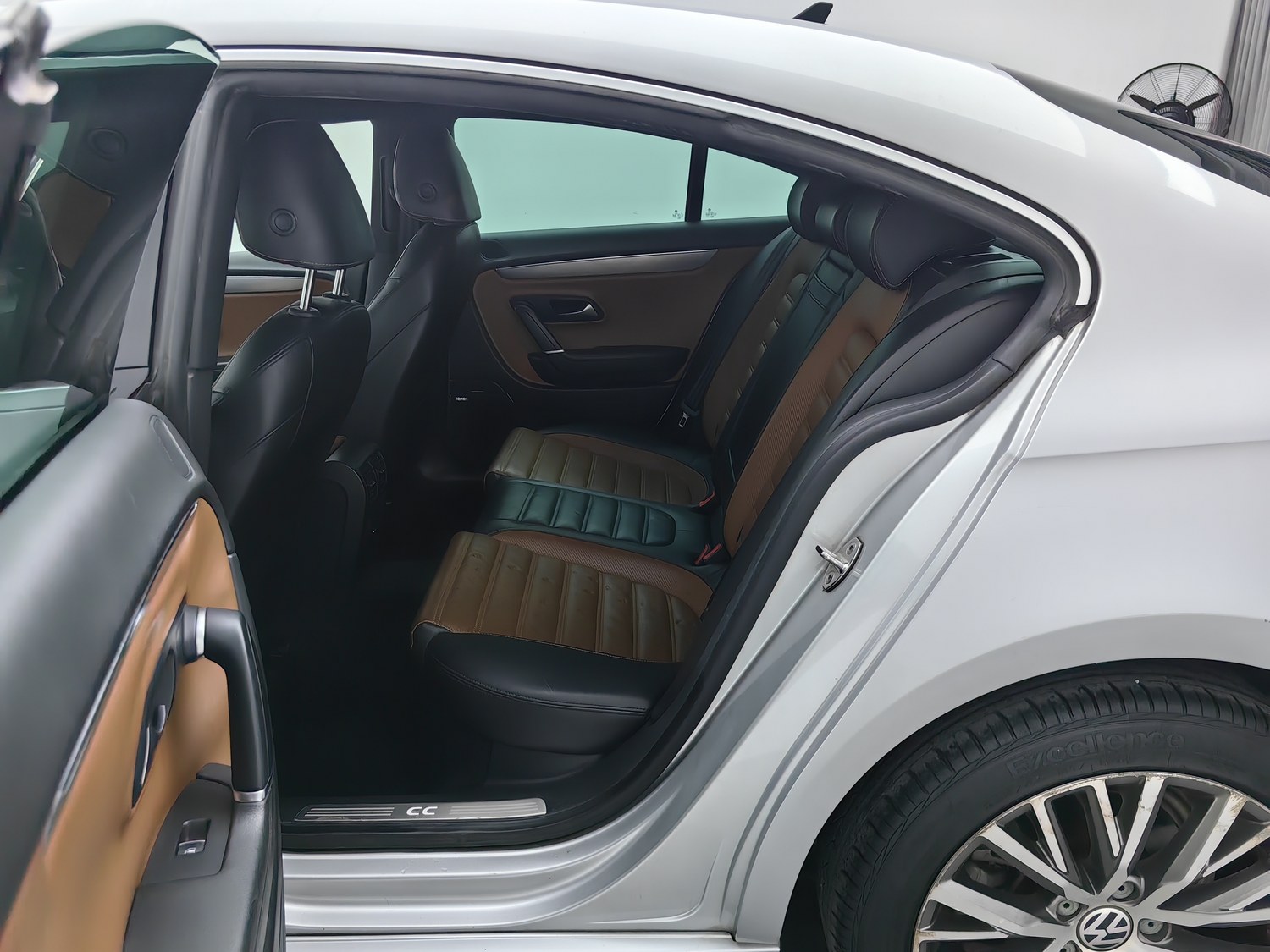 Used Volkswagen CC 2013 2.0 AT