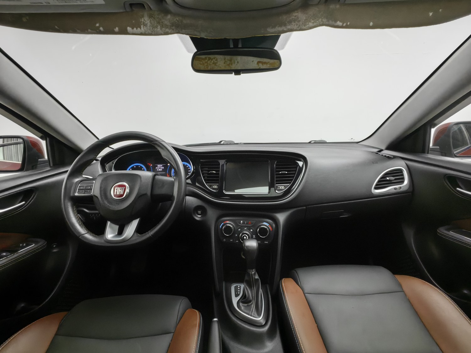Used Fiat Viaggio 2015 1.4 AT