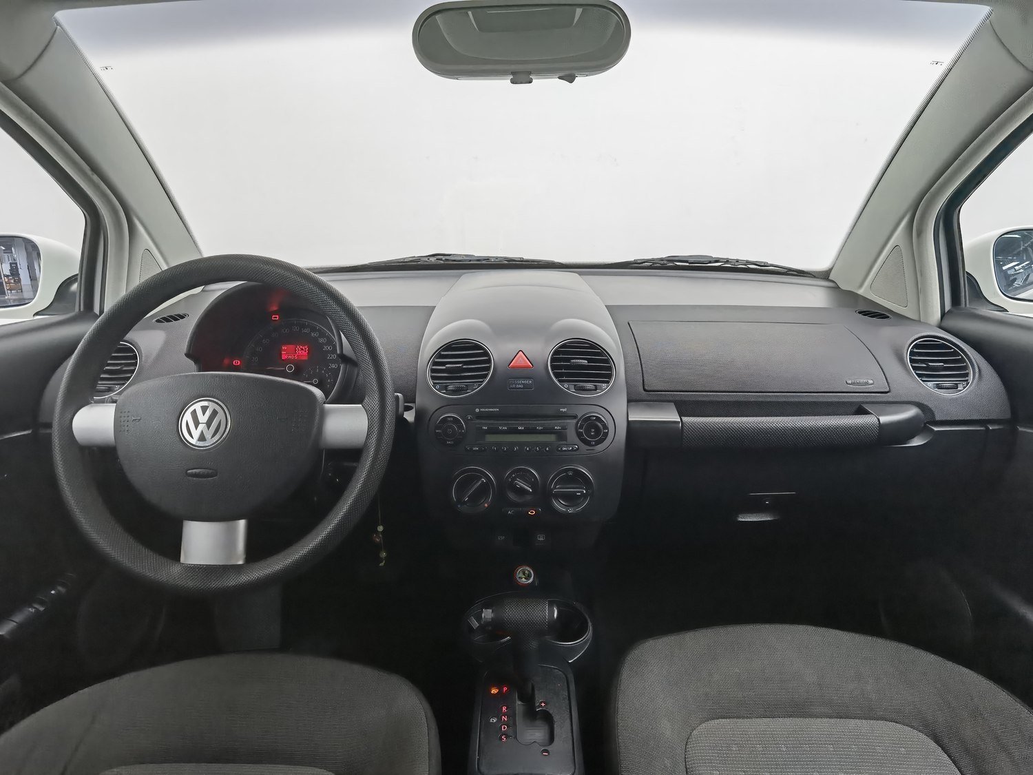 Used Volkswagen Beetle (Imported) 2010 1.6 AT