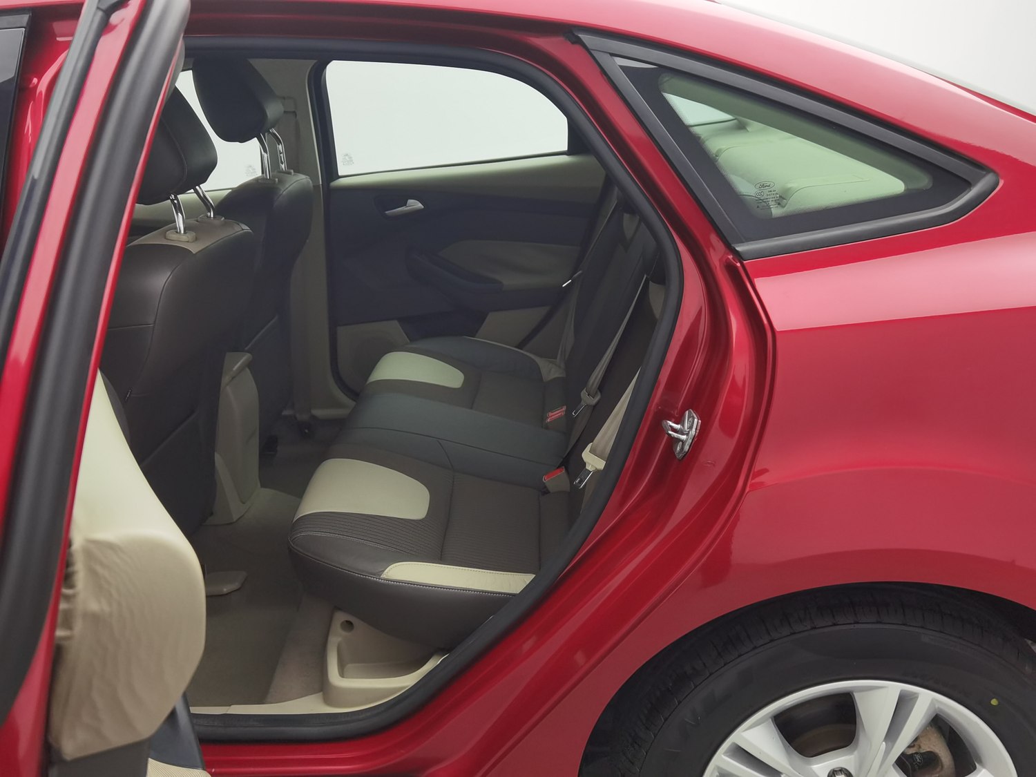Used Ford Focus 2012 1.6 AT
